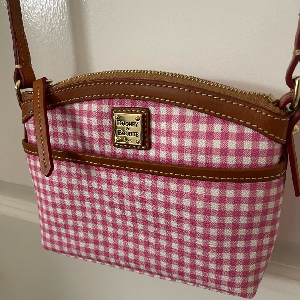 Dooney & Bourke Pink Gingham Crossbody Purse 🌸 Perfect Condition!